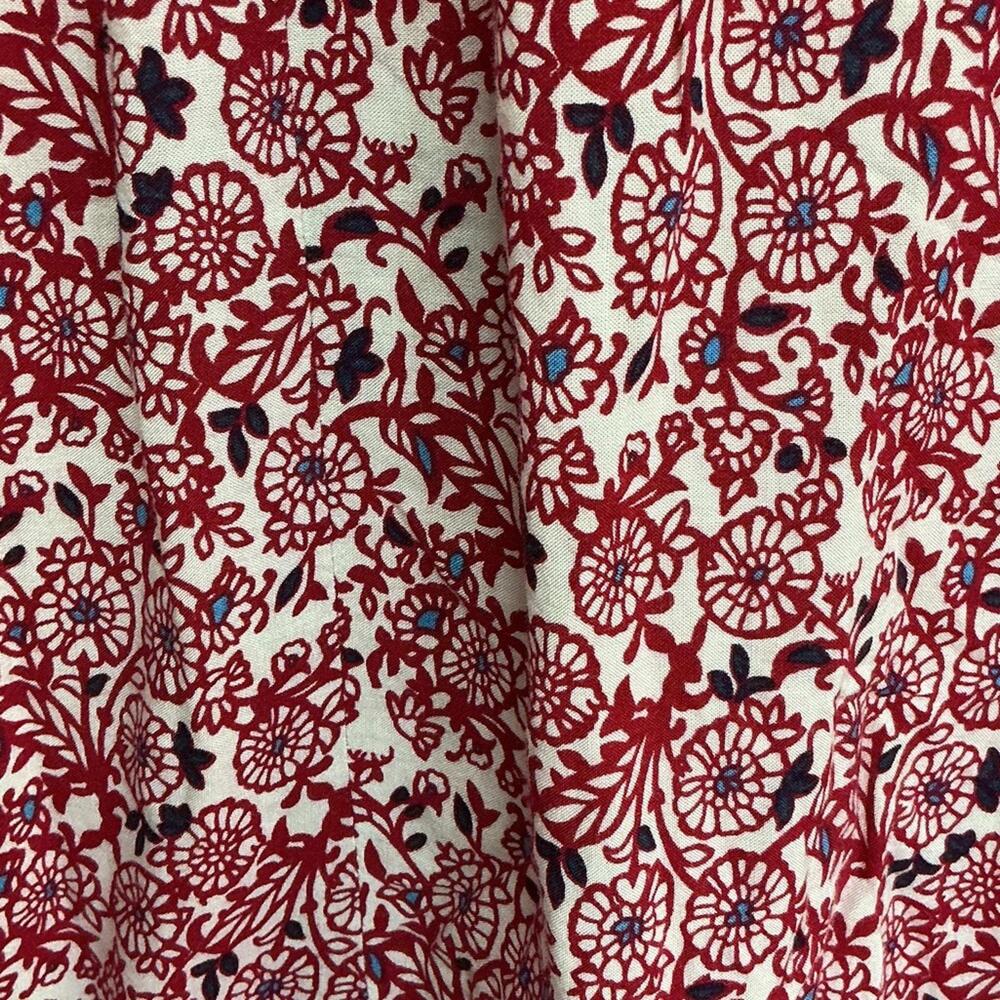 Available by Angela Fashion Red and White Floral Patterned Blouse Medium - Picture 8 of 8